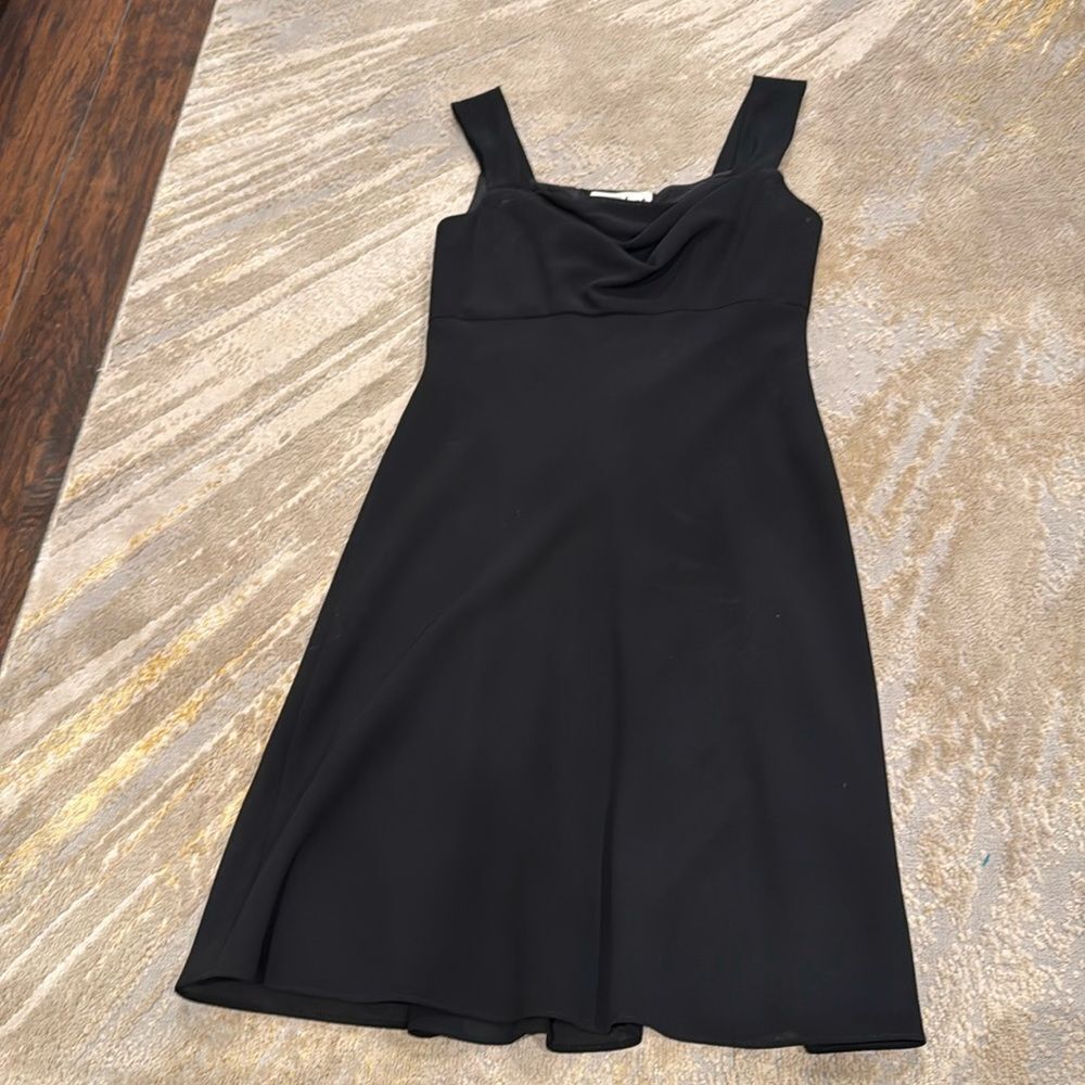 Cachet sexy black dress lined size 6 Made in USA